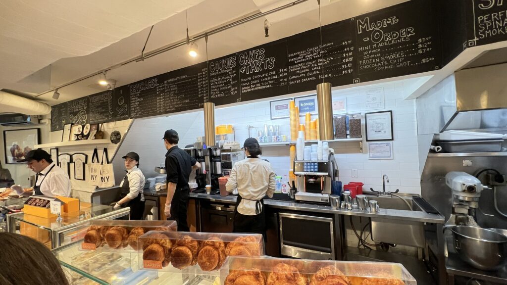 뉴욕에서 디저트를 기다린다는 것- Dominique Ansel Bakery