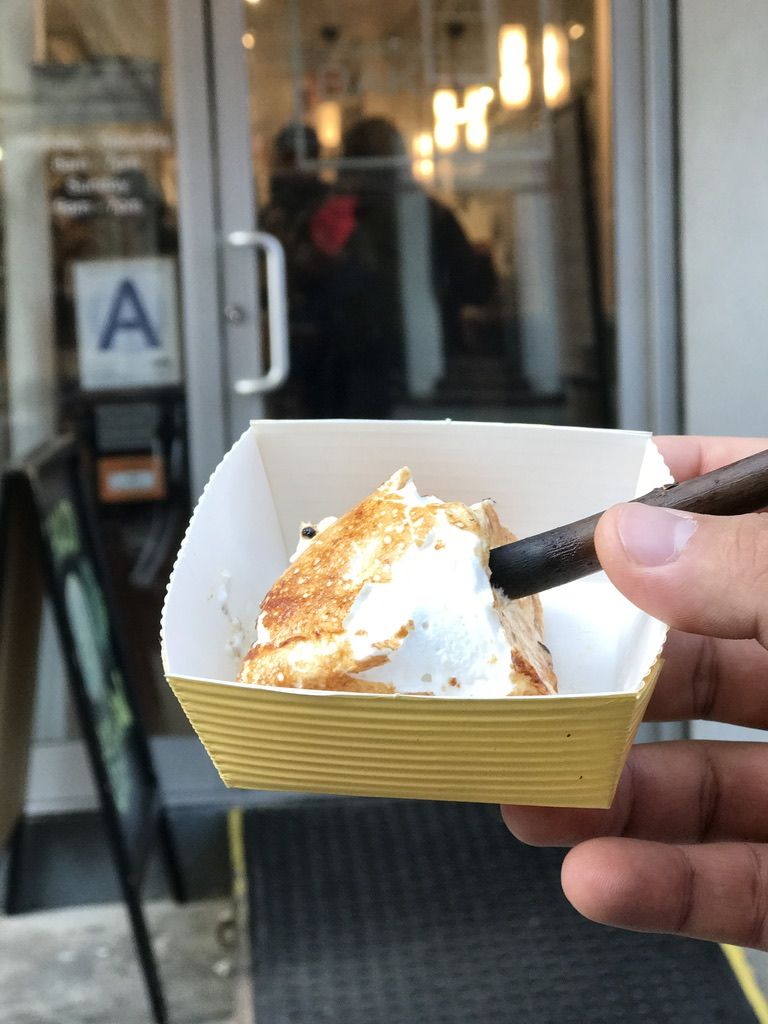 뉴욕에서 디저트를 기다린다는 것- Dominique Ansel Bakery